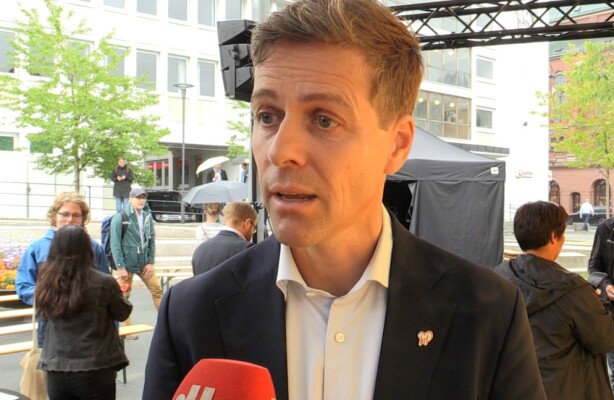 Hareide om homofilt ekteskap: - Står fast på vår politikk
